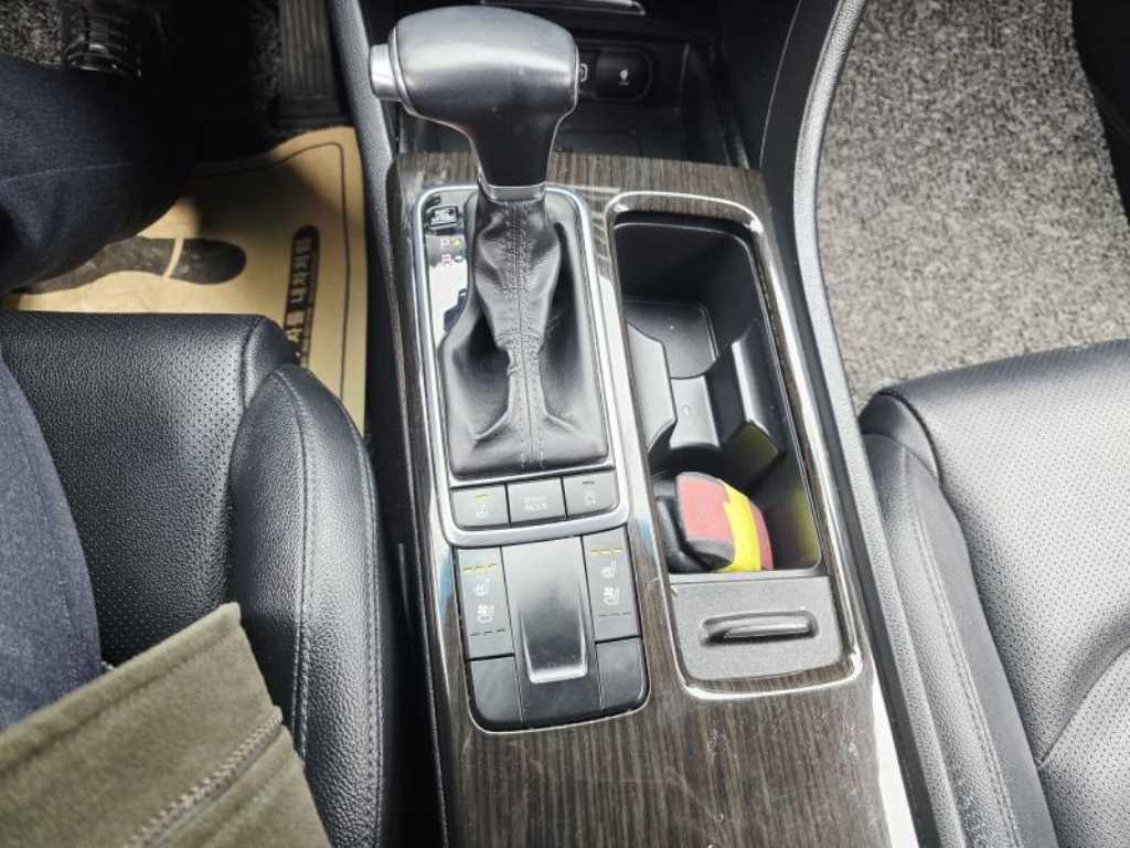 KIA K5 2016 Blanco - Importación desde Corea - HF Imports Iquique - Foto 17