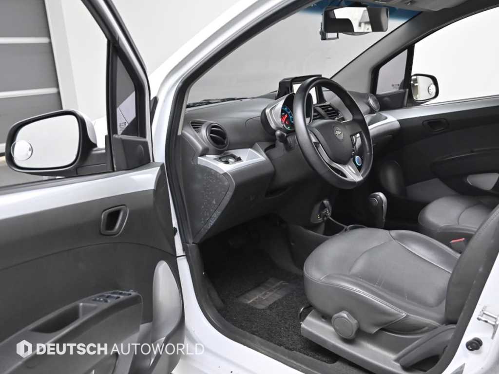 Chevrolet Spark - Vista 11