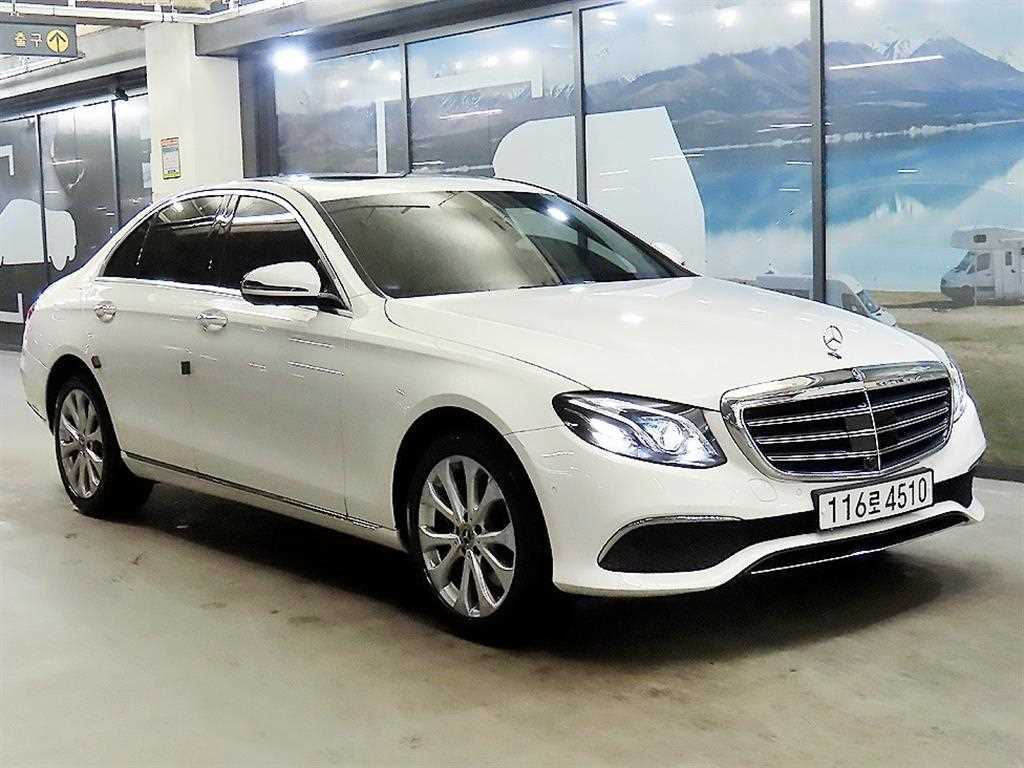 Mercedes Benz E class 2020 Blanco - Importación desde Corea - HF Imports Iquique - Foto 1