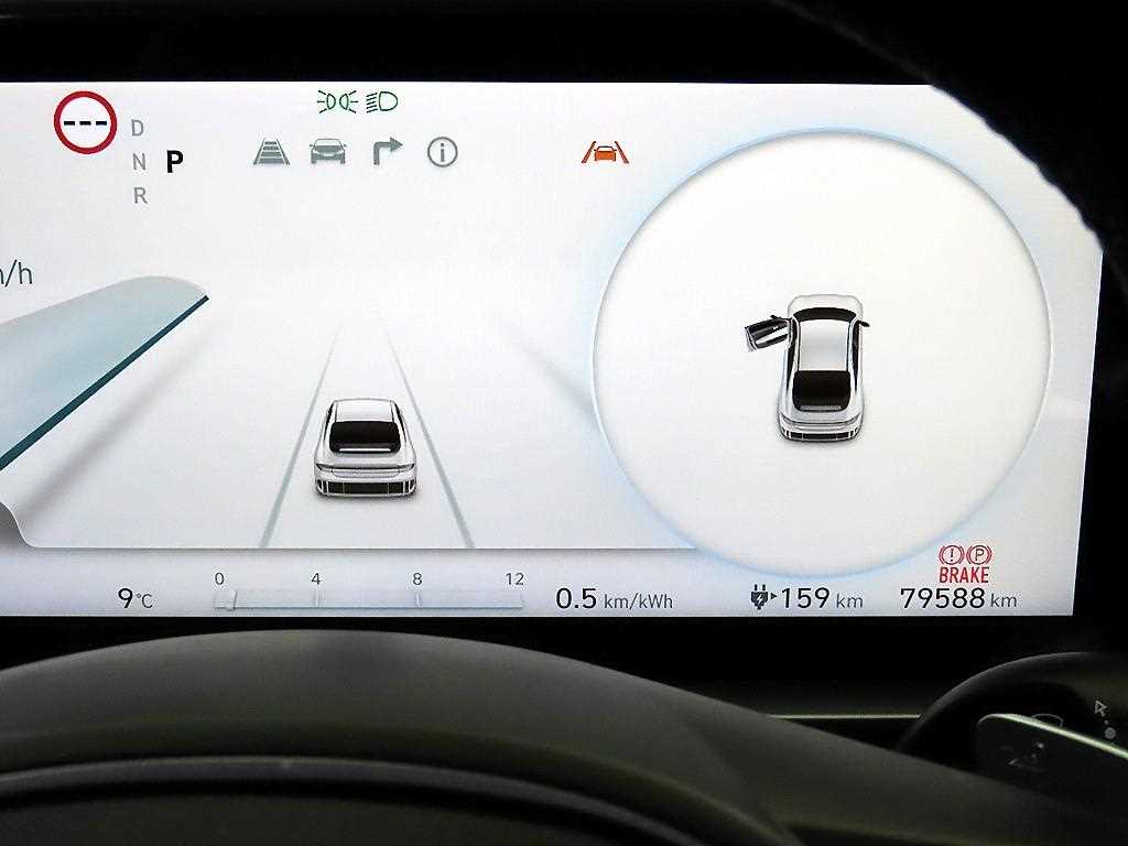 HYUNDAI Ioniq 6 - Vista 9