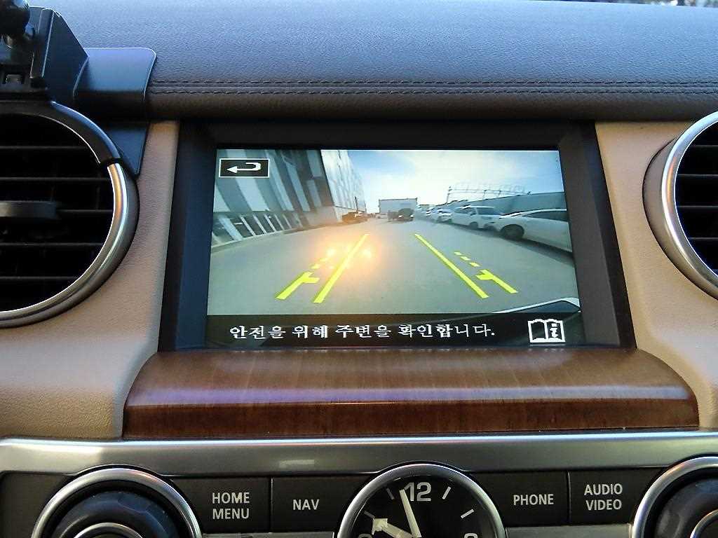 Land Rover Discovery 2016 Blanco - Importación desde Corea - HF Imports Iquique - Foto 13