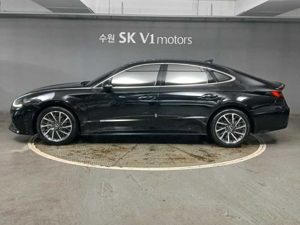 HYUNDAI Sonata - Vista 2