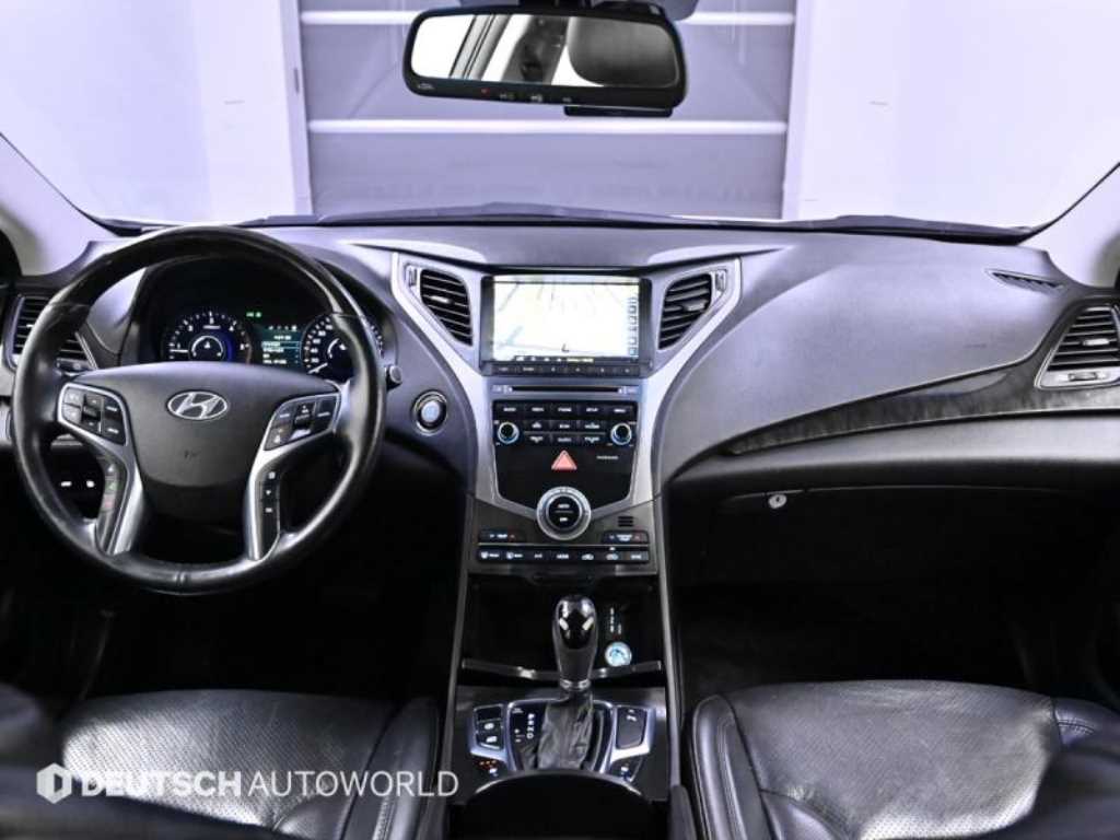 HYUNDAI Grandeur - Vista 7