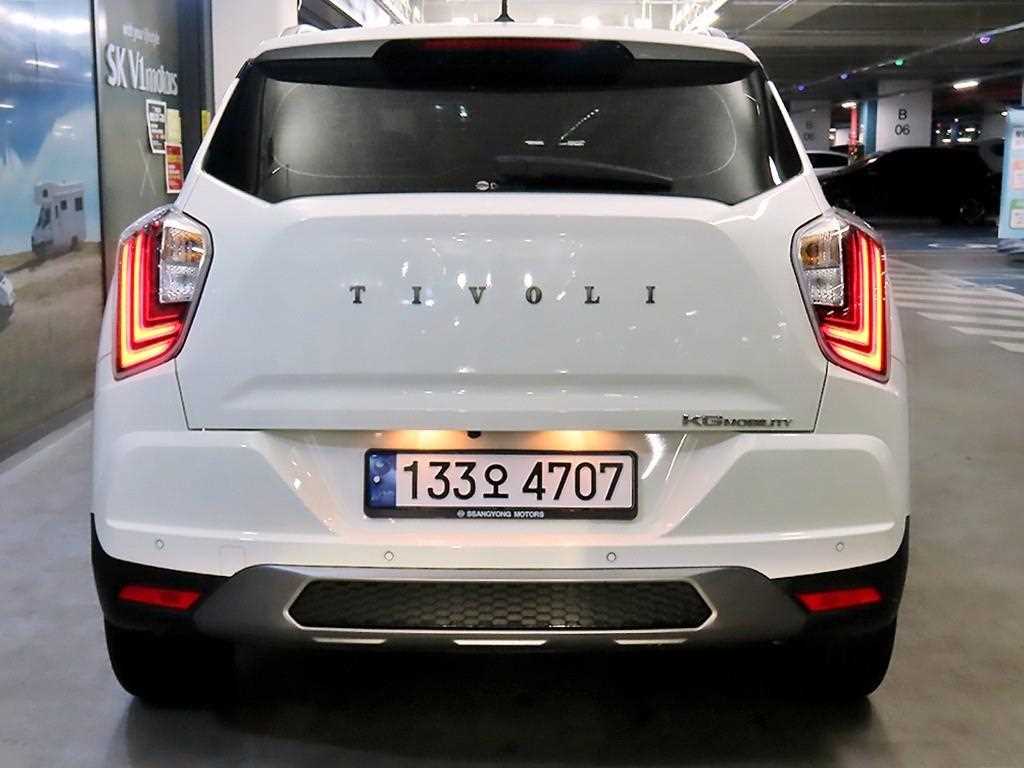 Ssangyong Tivoli - Vista 5
