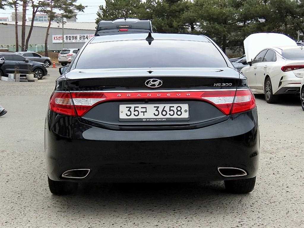 HYUNDAI Grandeur - Vista 4