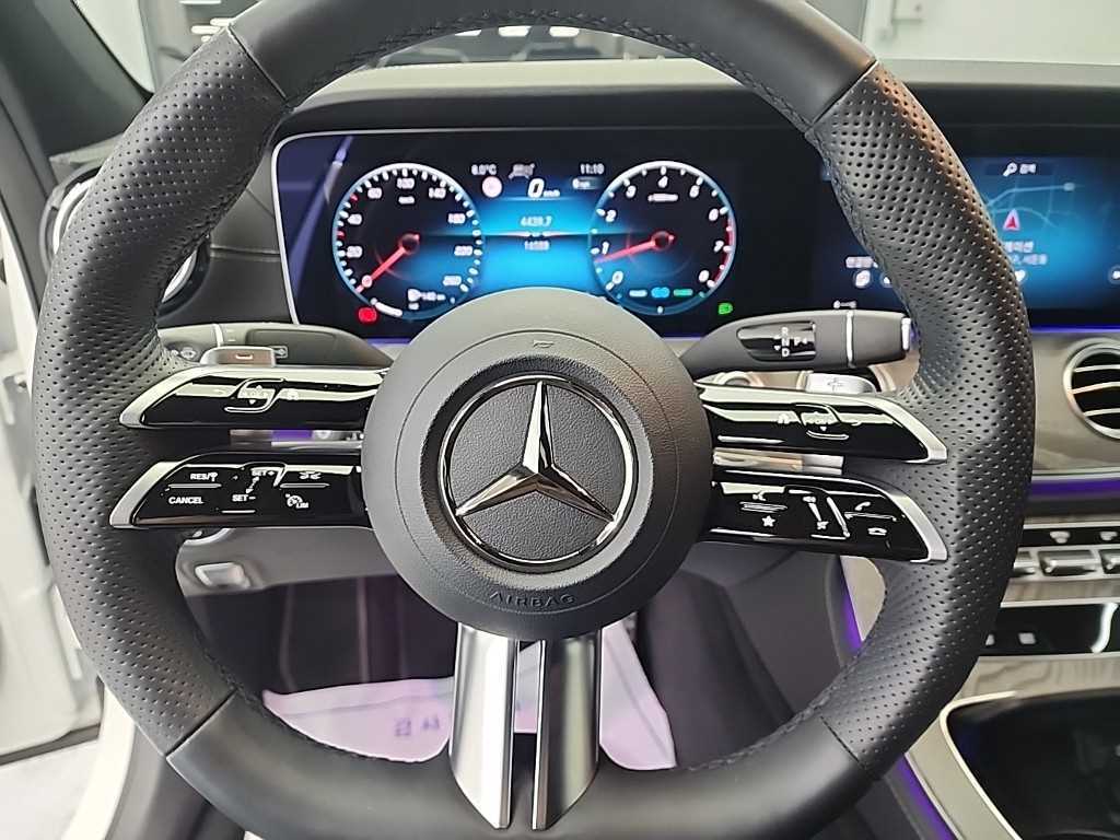 Mercedes Benz E class - Vista 9