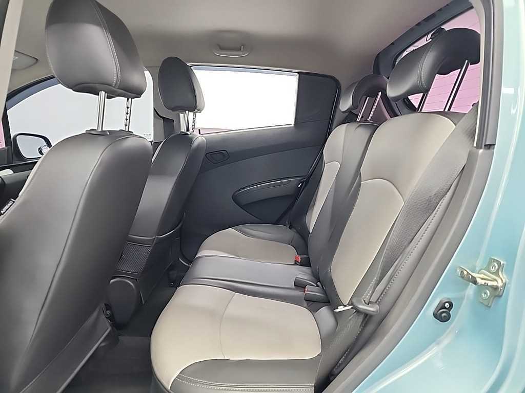 Chevrolet Spark - Vista 12