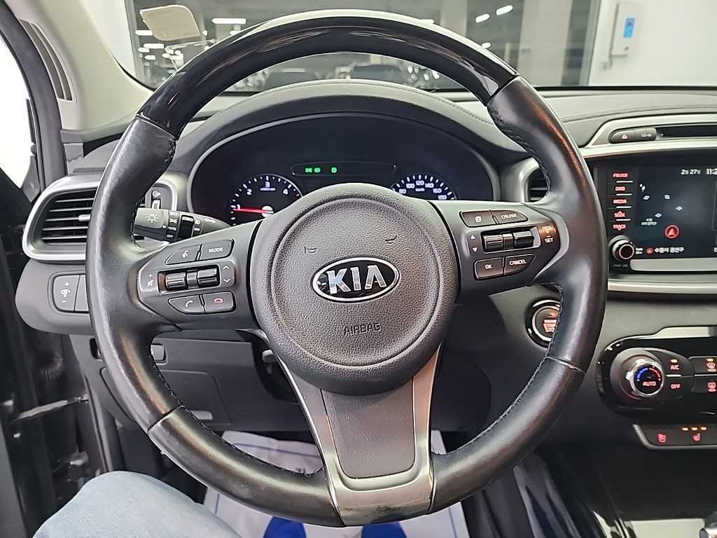 KIA Sorento - Vista 9