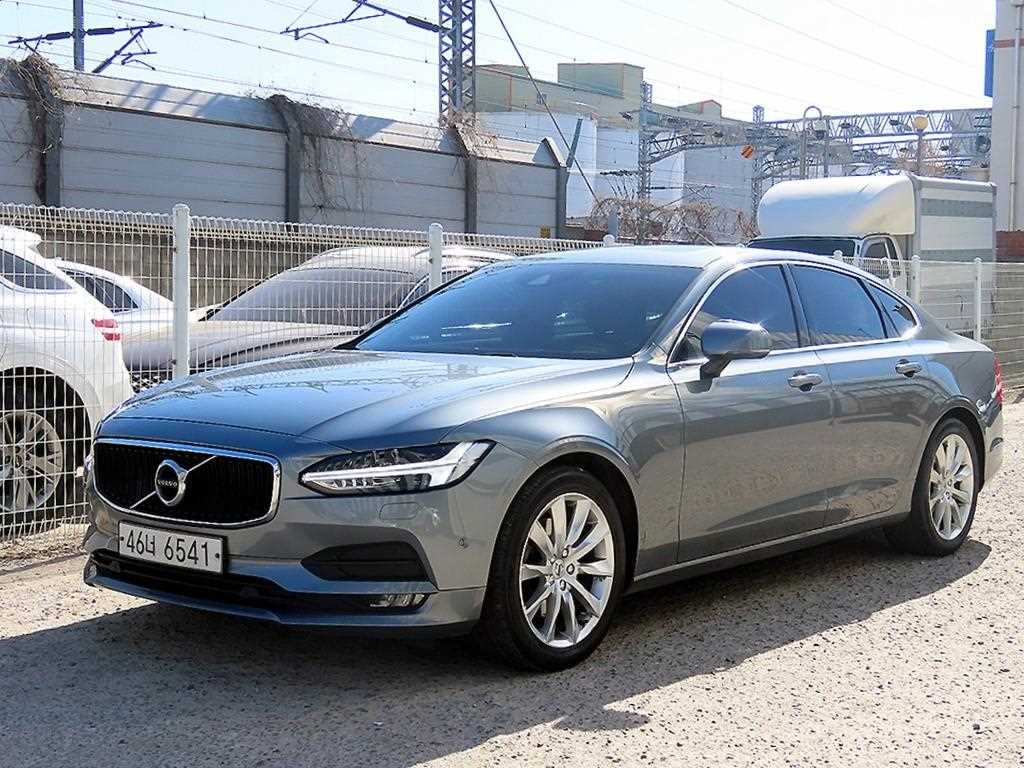 Volvo S90 - Vista 2