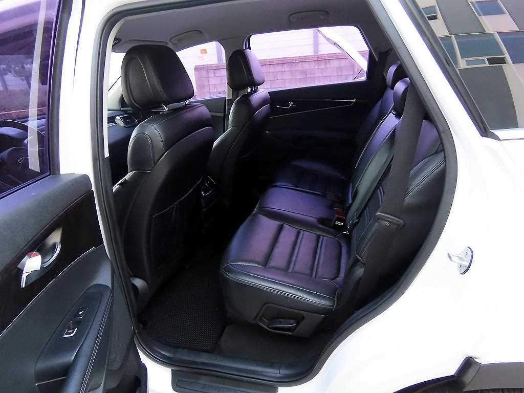 KIA Sorento - Vista 6