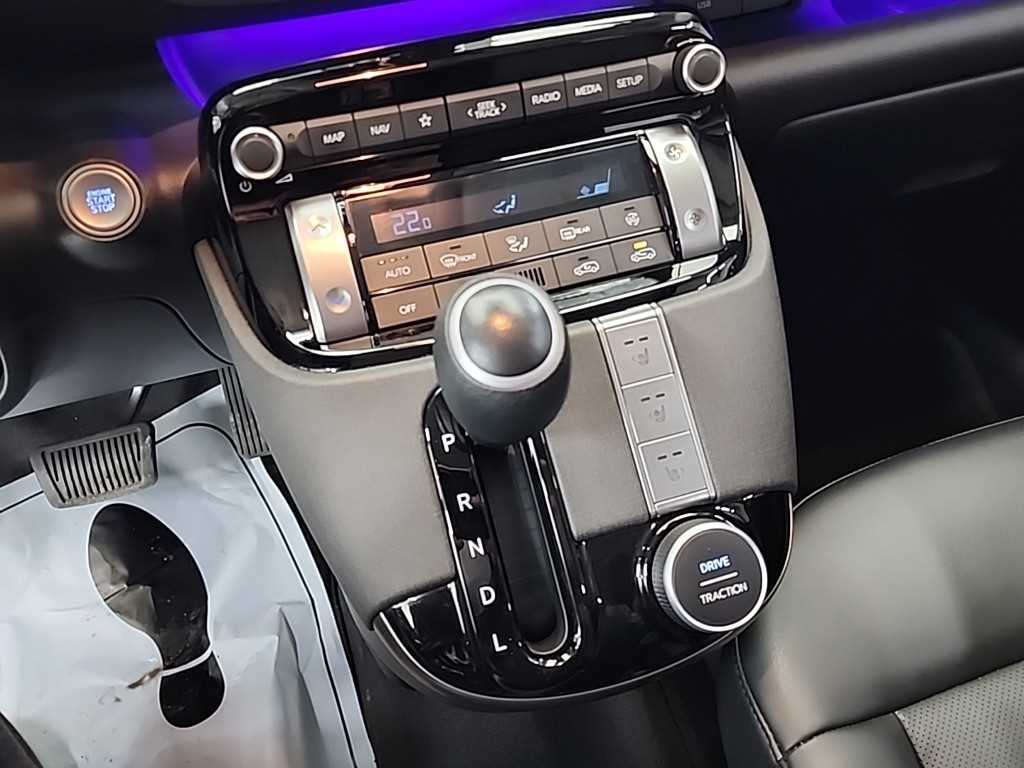 HYUNDAI Casper - Vista 8