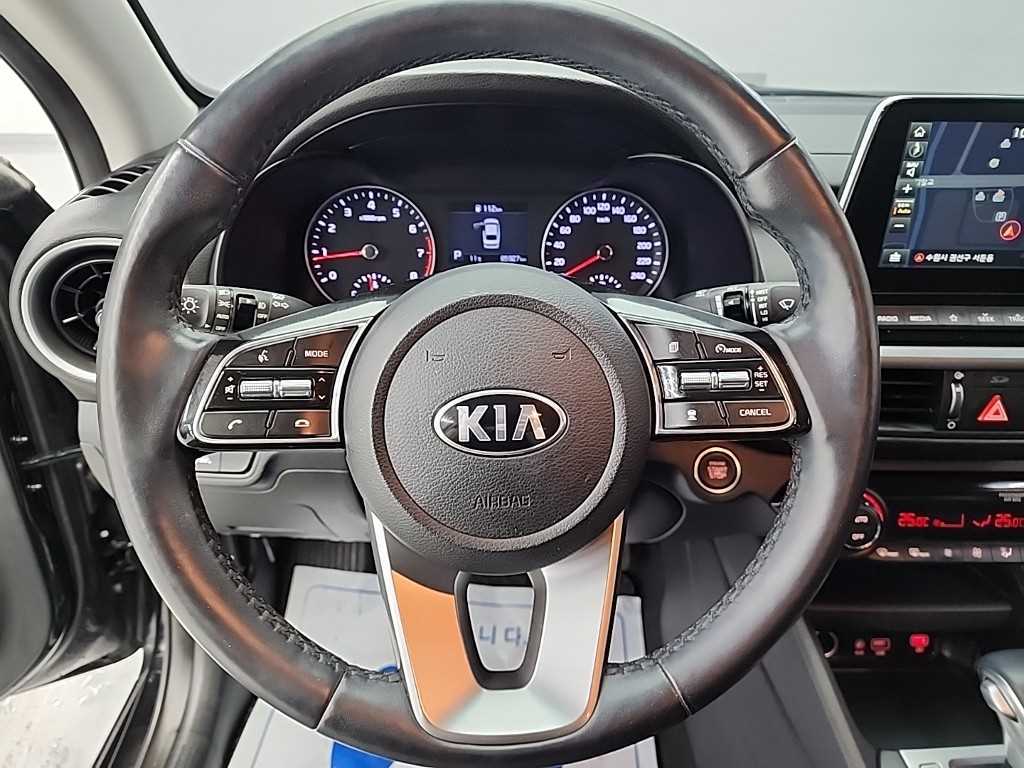 KIA K3 - Vista 9