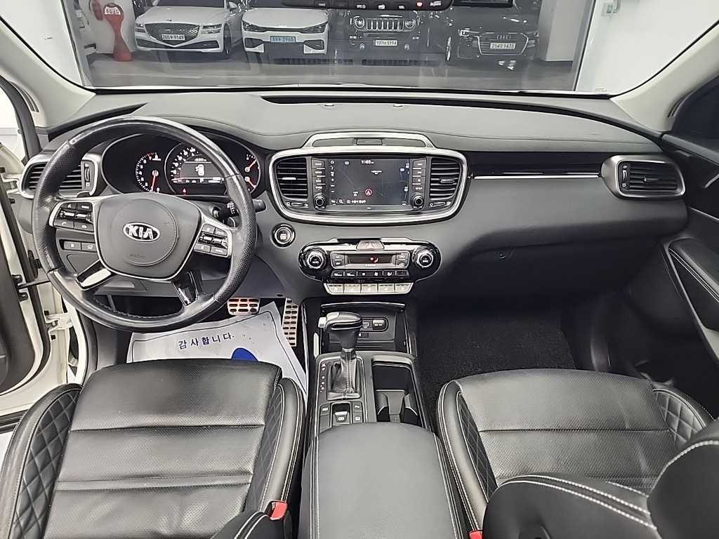 KIA Sorento - Vista 7