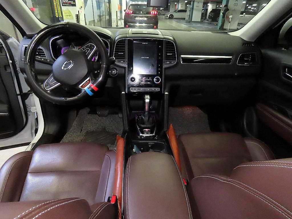 SAMSUNG QM6 - Vista 10