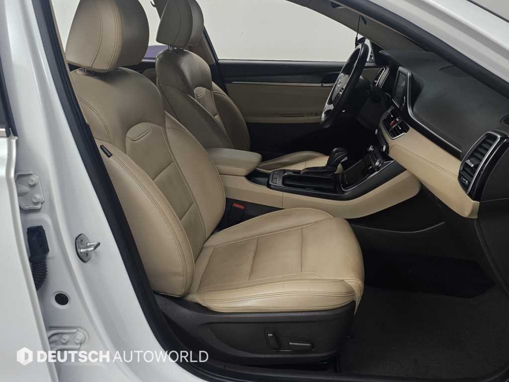 HYUNDAI Grandeur - Vista 10