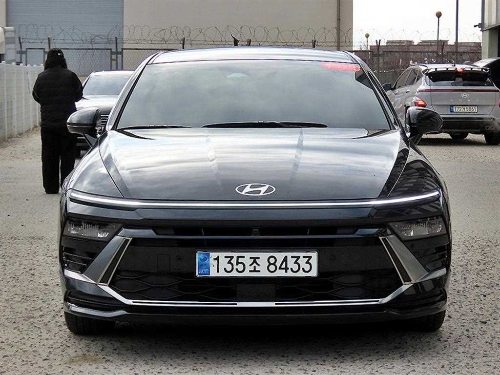 HYUNDAI Sonata 2025 Negro - Importación desde Corea - HF Imports Iquique - Foto 1