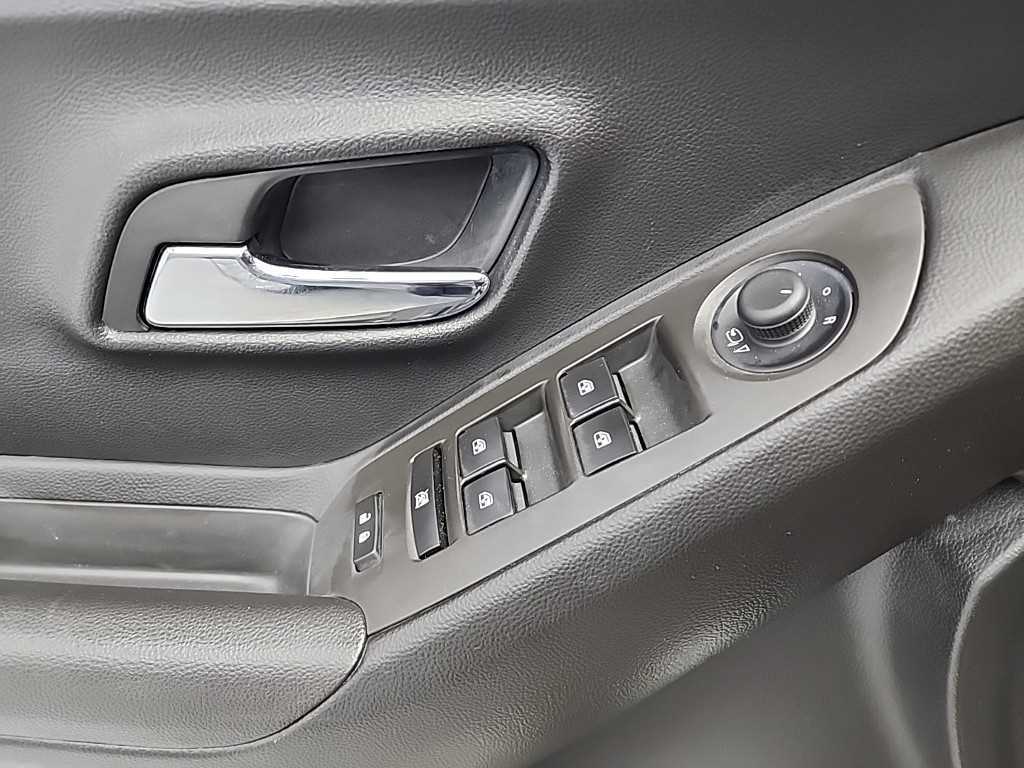 Chevrolet Trax 2015 Gris - Importación desde Corea - HF Imports Iquique - Foto 15