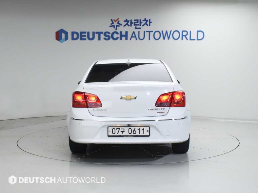 Chevrolet Cruise - Vista 4