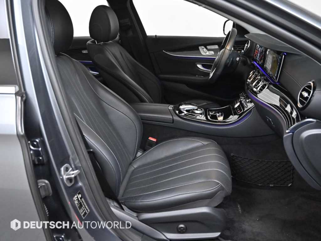 Mercedes Benz E class - Vista 10