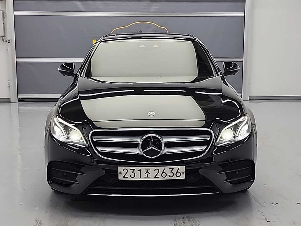 Mercedes Benz E class - Vista 2