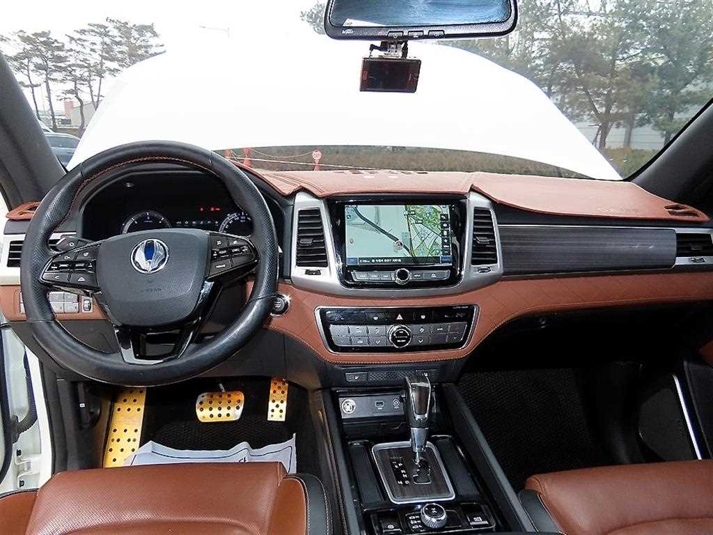 Ssangyong Rexton - Vista 7