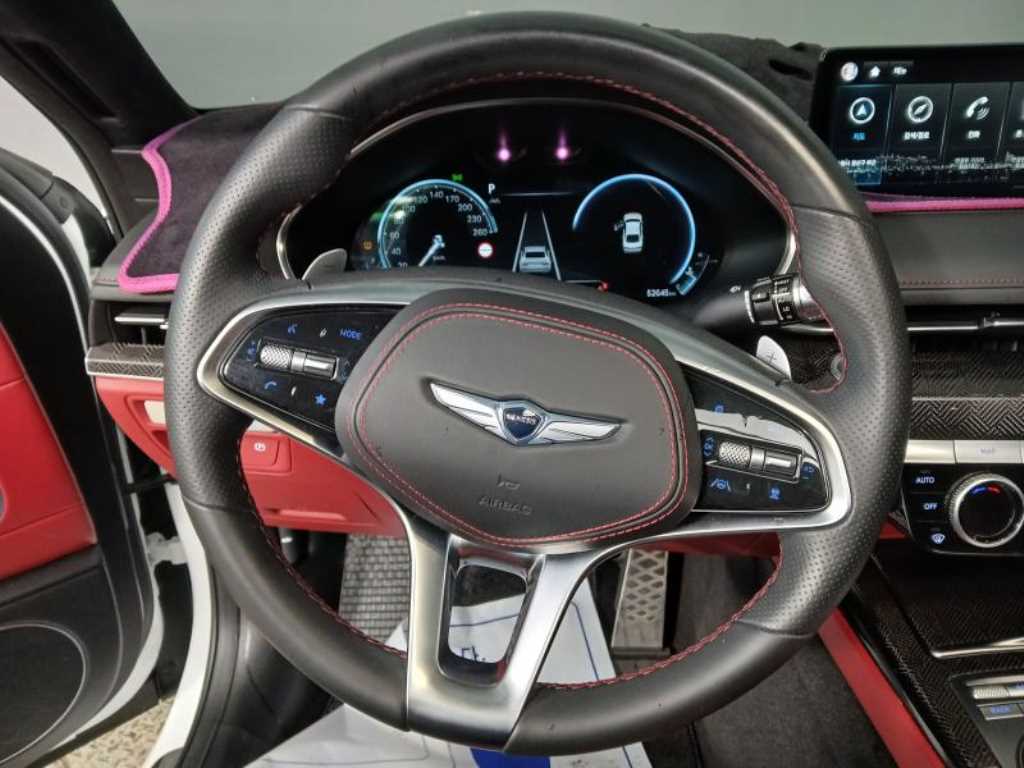 Genesis G80 - Vista 8