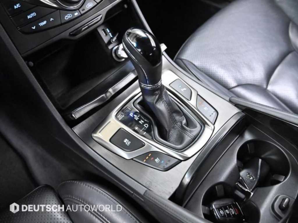 HYUNDAI Grandeur - Vista 9