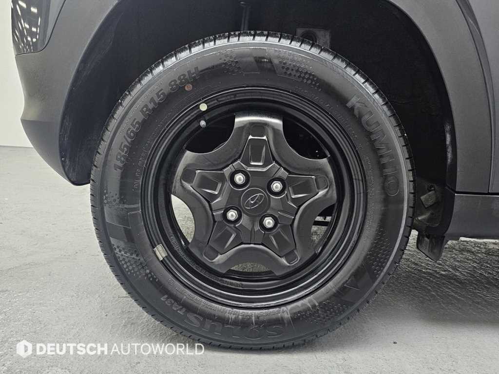 HYUNDAI Casper - Vista 5