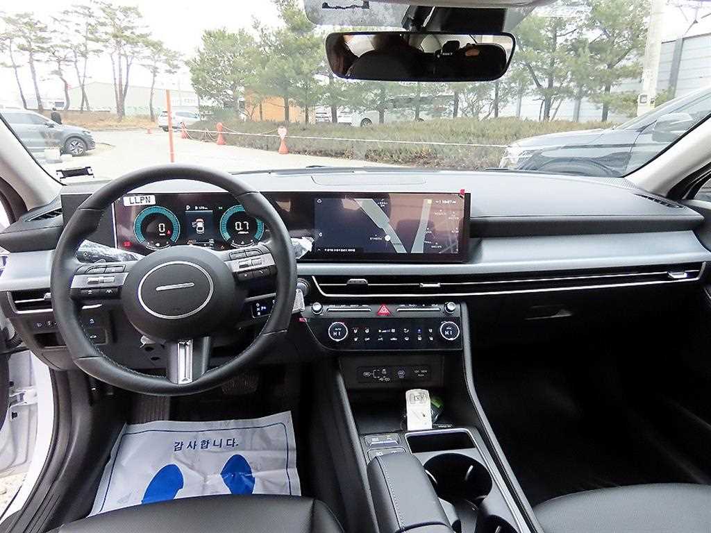 HYUNDAI Sonata - Vista 7