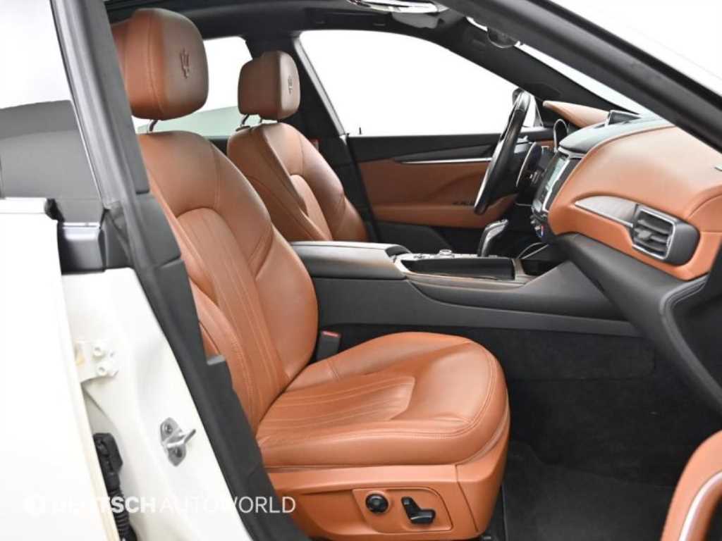 Maserati Levante - Vista 10