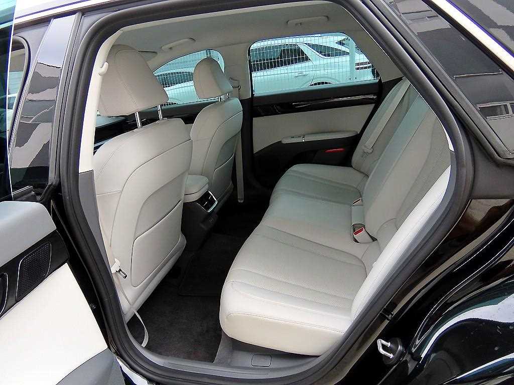 HYUNDAI Grandeur - Vista 6