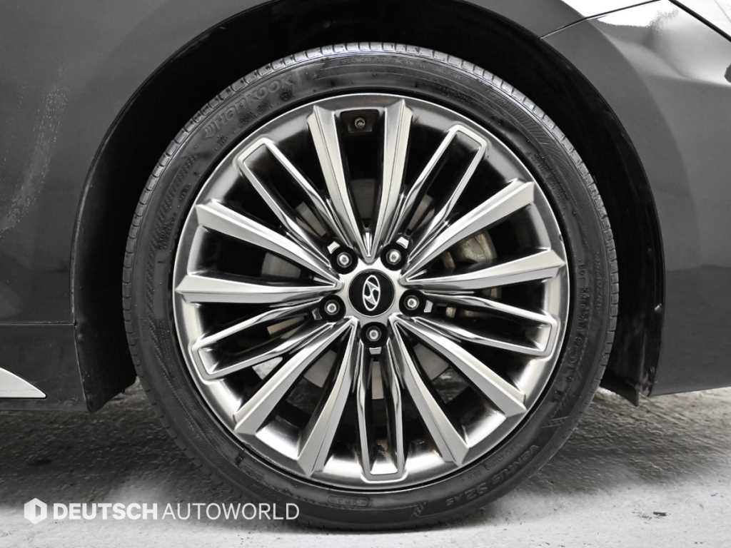 HYUNDAI Grandeur - Vista 6