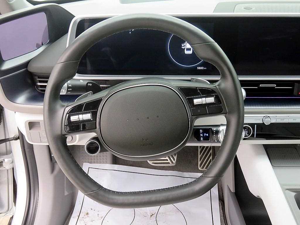 HYUNDAI Ioniq 6 - Vista 9