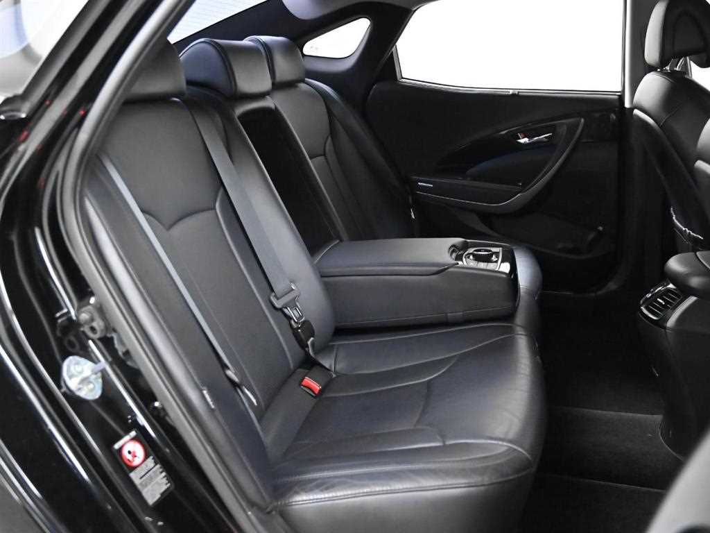 HYUNDAI Grandeur - Vista 12