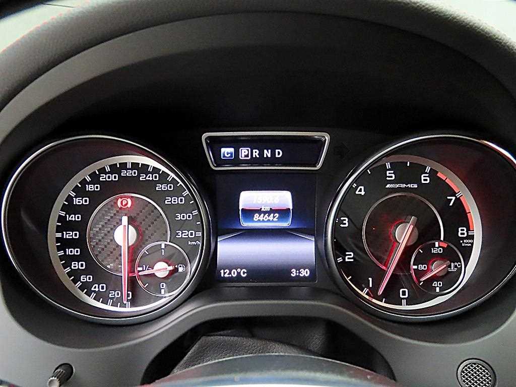 Mercedes Benz CLA Class - Vista 8