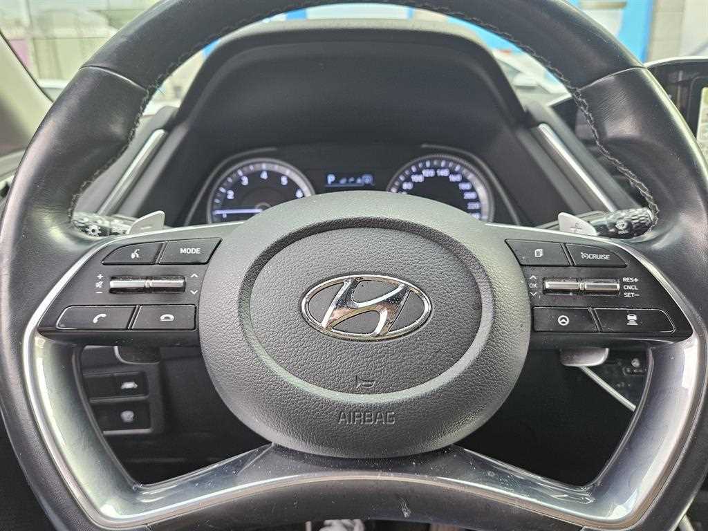 HYUNDAI Sonata - Vista 10