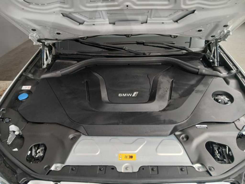 BMW iX3 2022 Blanco - Importación desde Corea - HF Imports Iquique - Foto 19