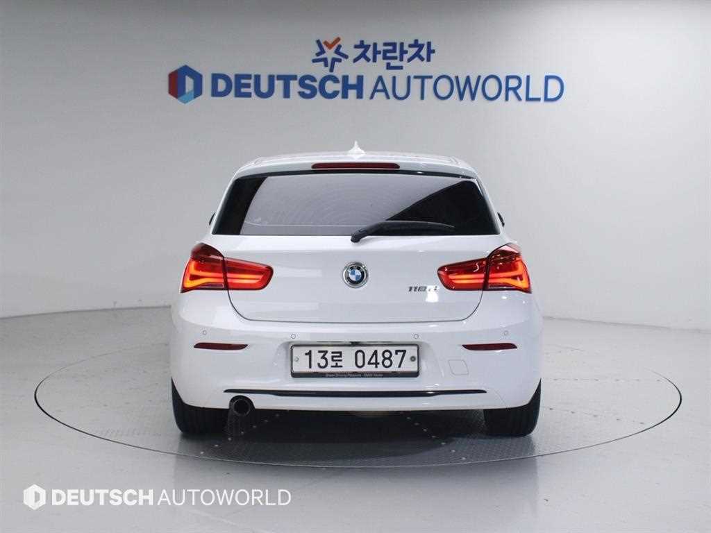 BMW 1 series - Vista 4