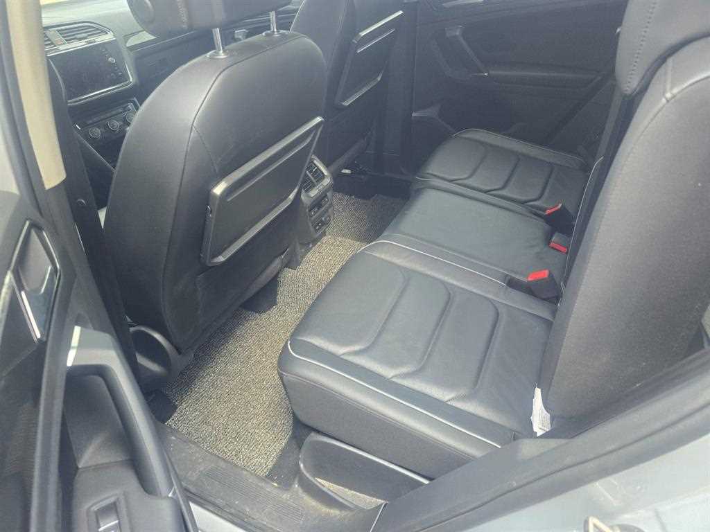 Volkswagen Tiguan - Vista 6