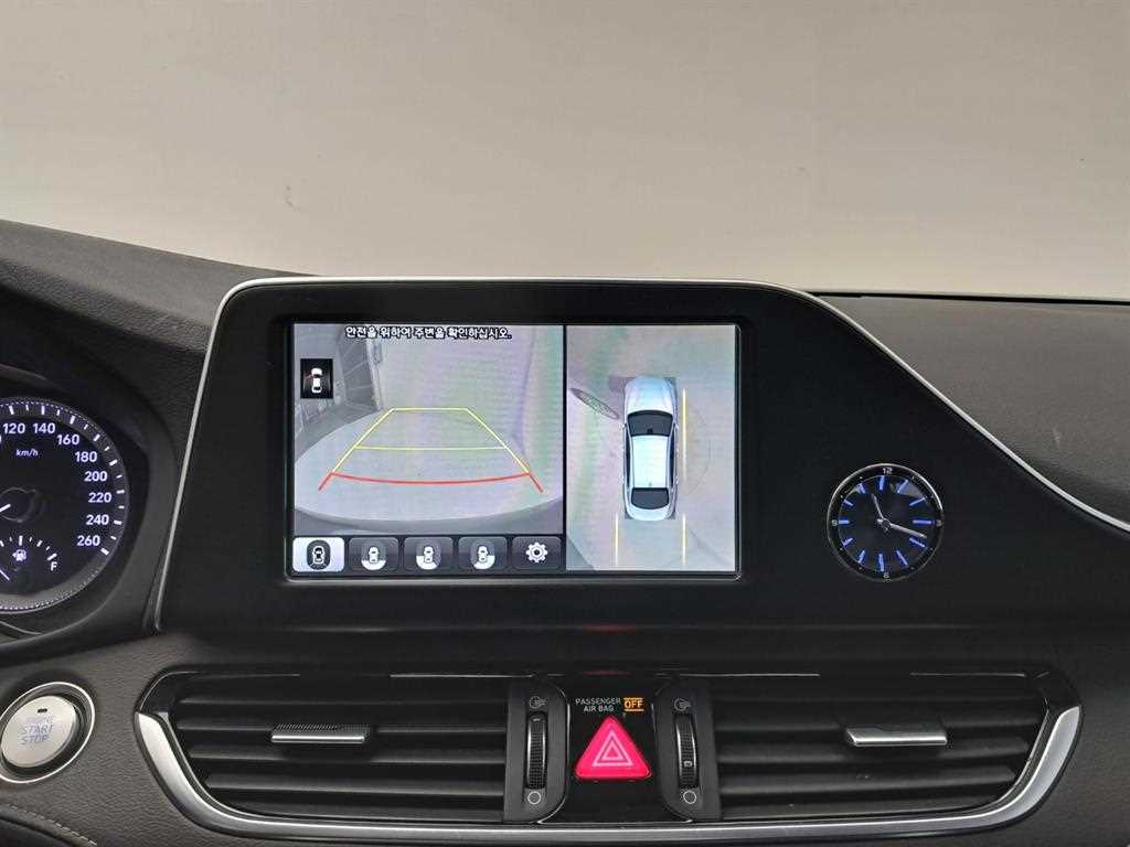 HYUNDAI Grandeur - Vista 10