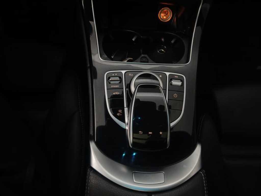 Mercedes Benz C Class 2018 Negro - Importación desde Corea - HF Imports Iquique - Foto 15