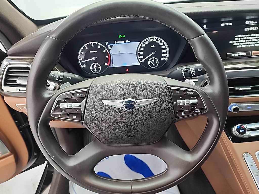 Genesis G90 - Vista 9