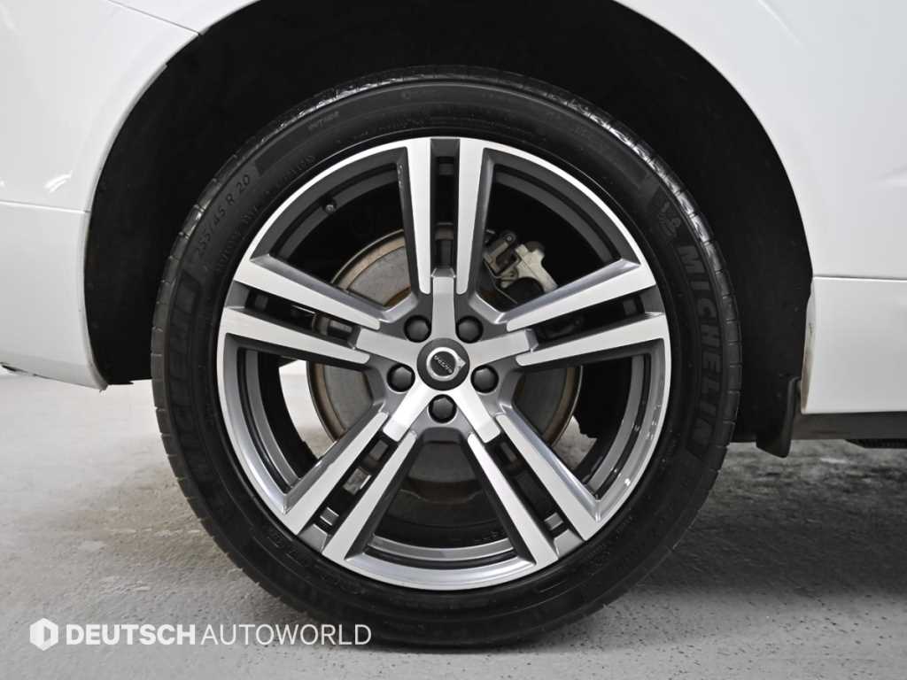 Volvo XC60 - Vista 5