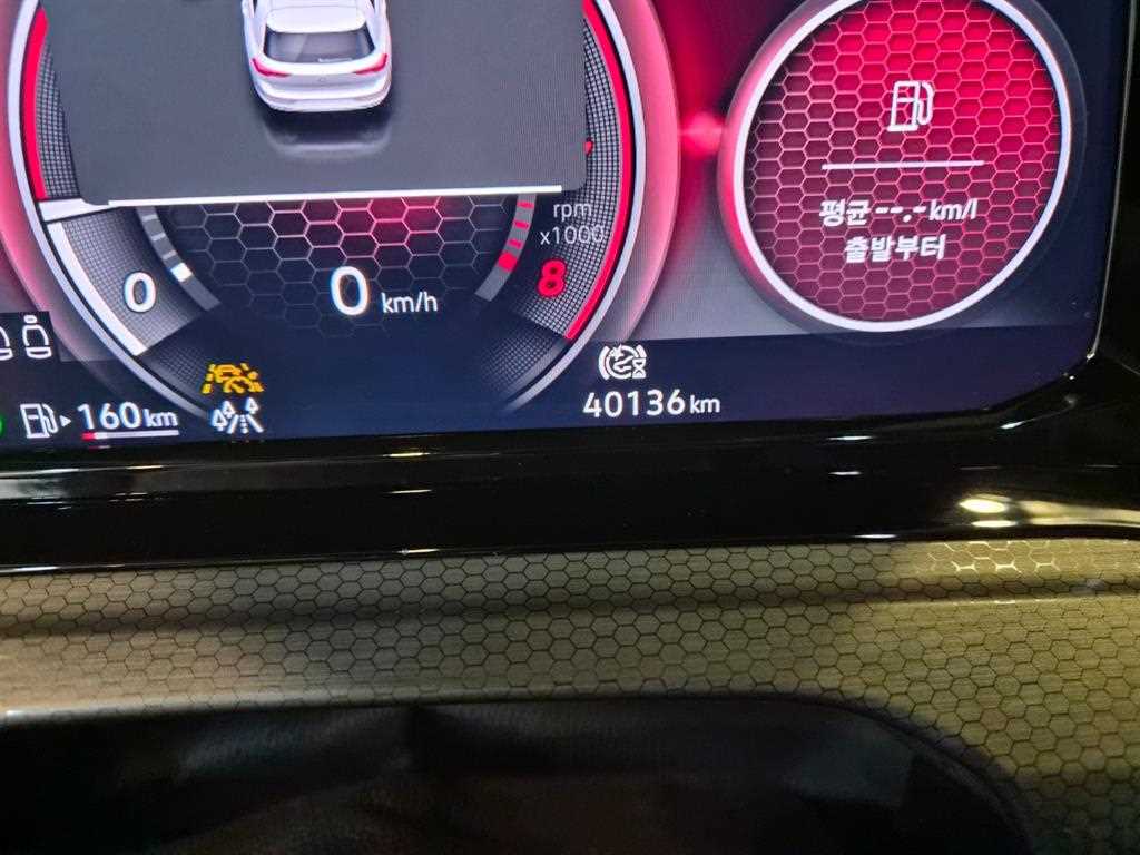 Volkswagen Golf - Vista 11