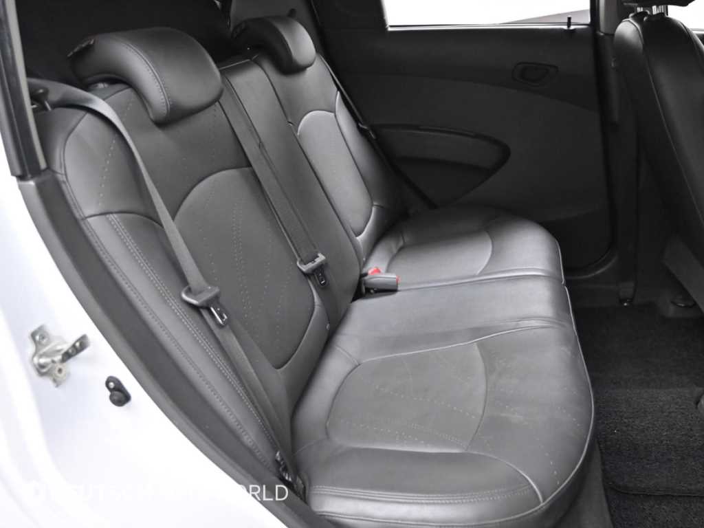 Chevrolet Spark - Vista 12