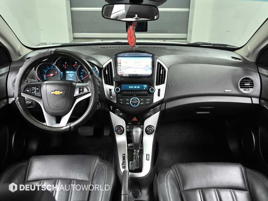 Chevrolet Cruise - Vista 7