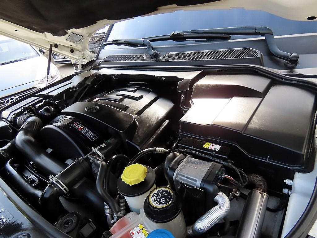 Land Rover Discovery 2016 Blanco - Importación desde Corea - HF Imports Iquique - Foto 19