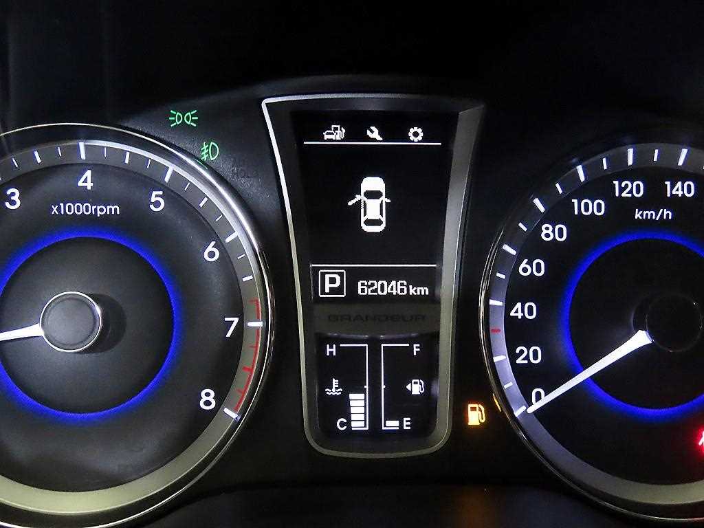 HYUNDAI Grandeur - Vista 9