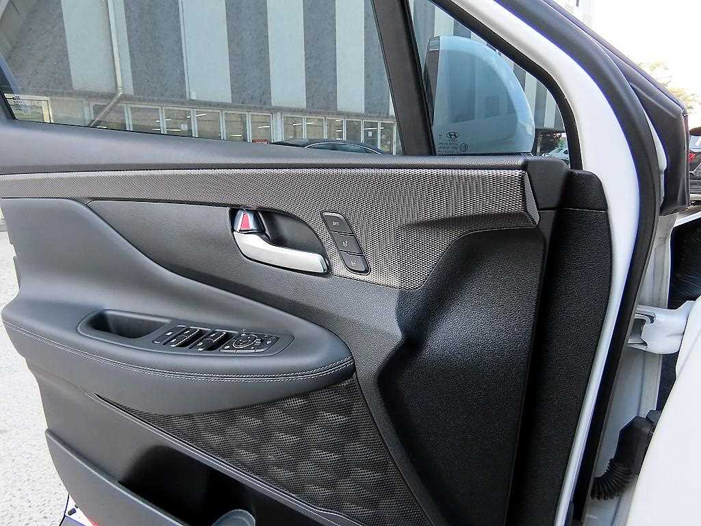 HYUNDAI Santa Fe - Vista 11