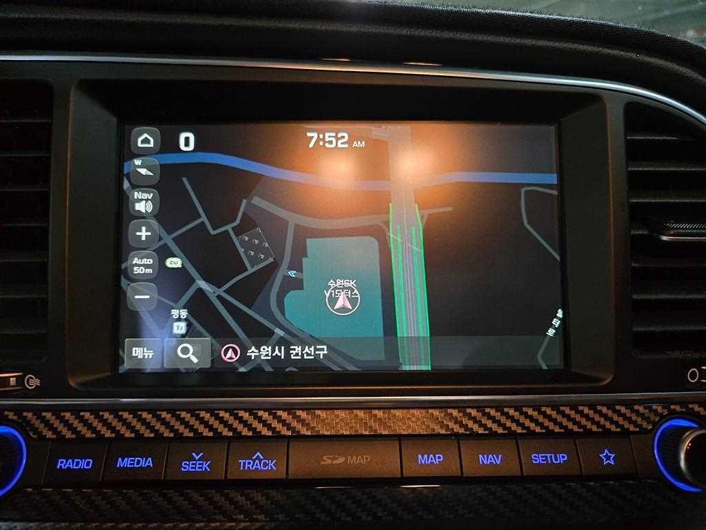 HYUNDAI Avante 2018 Blanco - Importación desde Corea - HF Imports Iquique - Foto 17